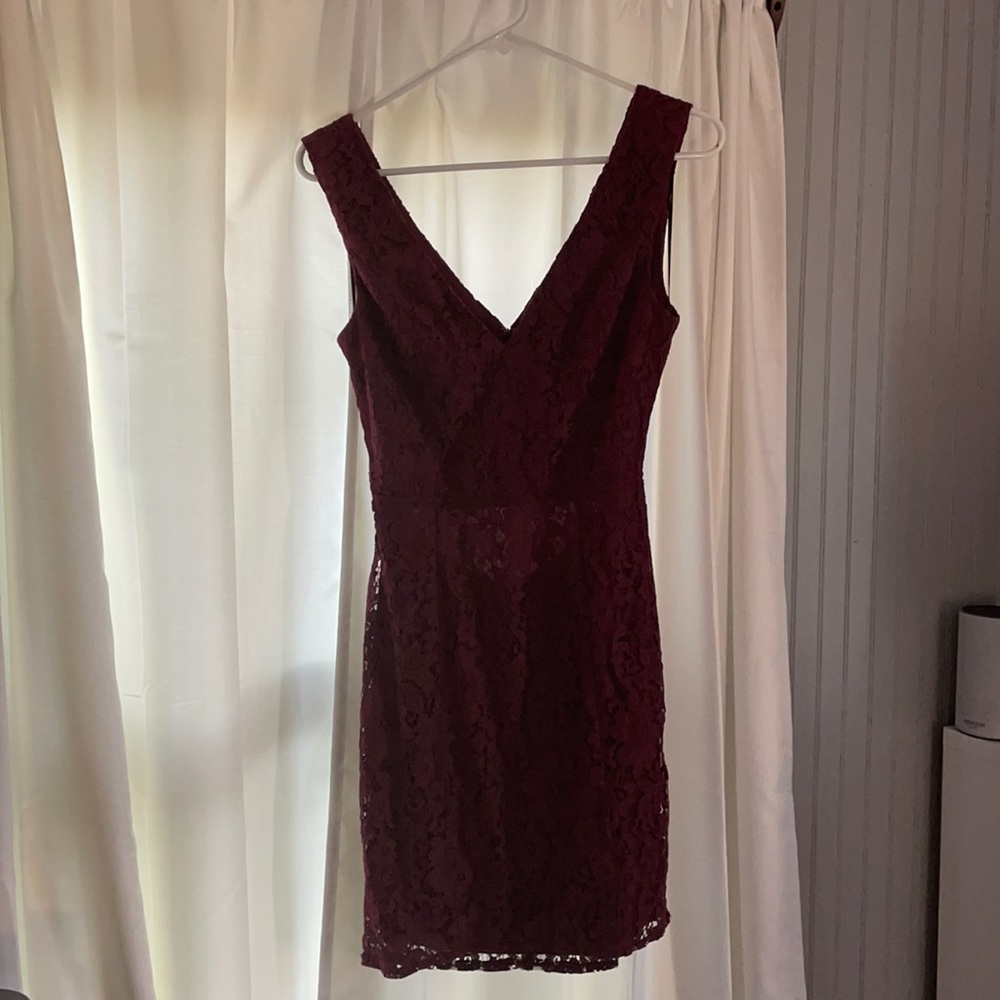Lulus maroon lace dress. Back cut out. Size small